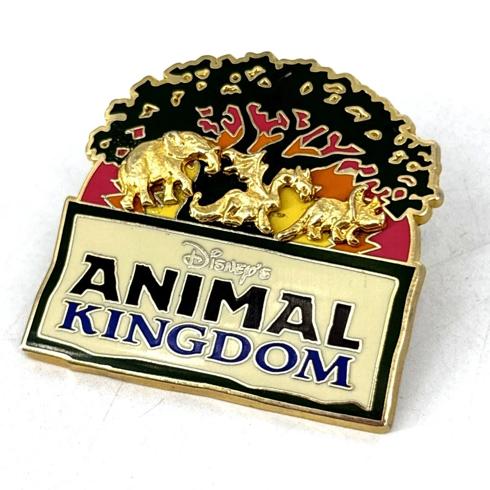 2008 Disney's Animal Kingdom Enamel Pin‎ Badge